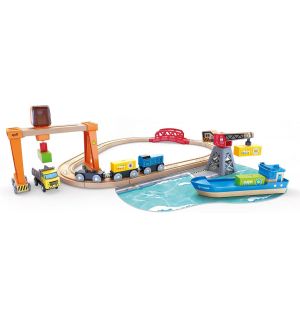 Hape - Lift And Load Harbour Set